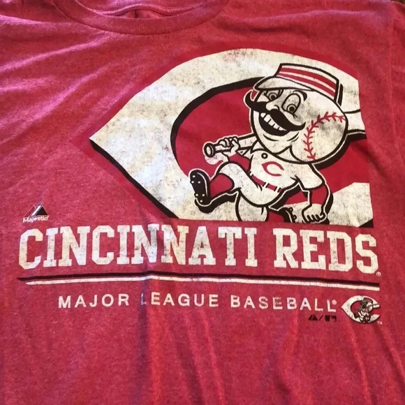Cincinnati Reds Baseball Tee Shirt - Picture 3 of 6